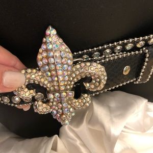 Nocona Gorgeous Southwest style belt